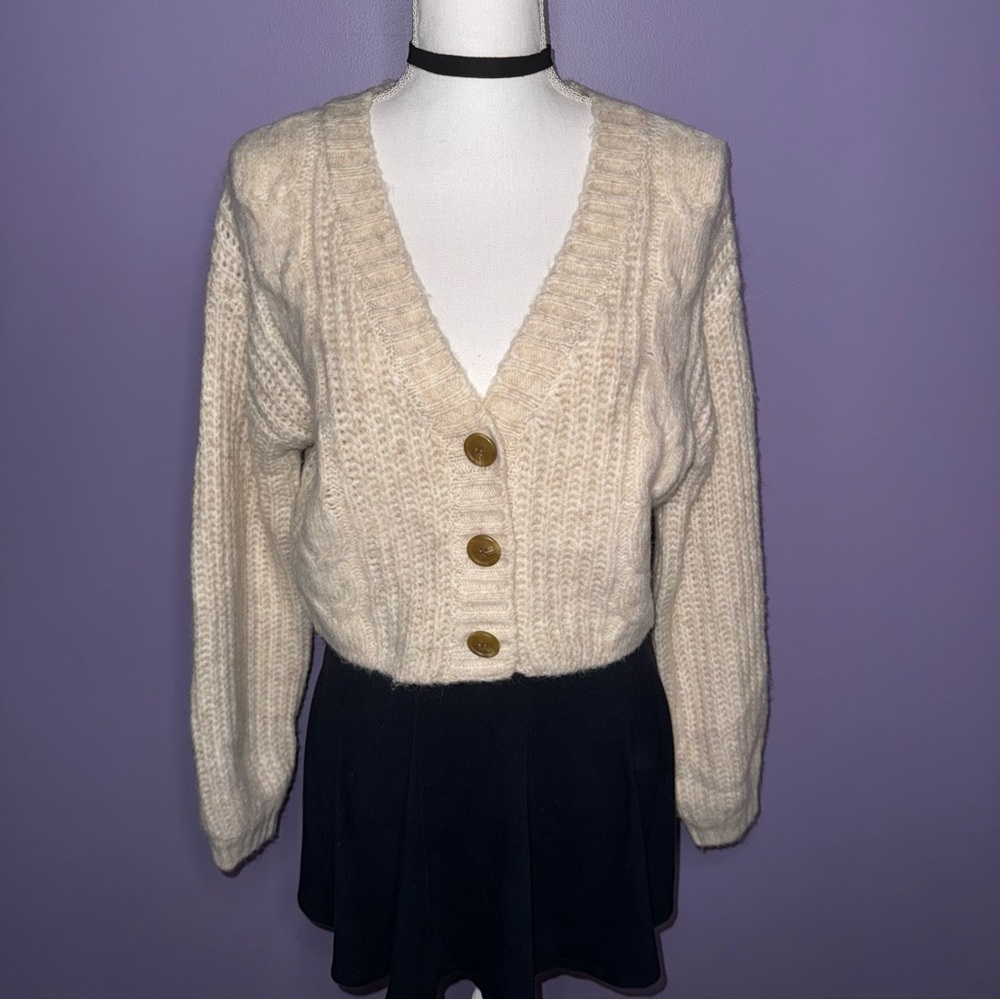 NWT Urban Outfitters Cream Knit Cardigan